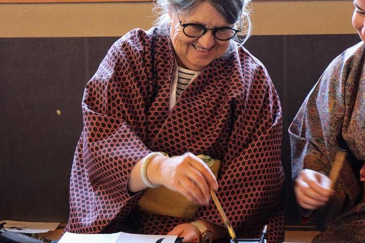 In Heritage home the Sando-Tea, Flowers, Shodo—deeply embody — photo 12