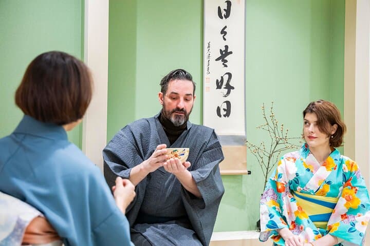 Tokyo: Tea Ceremony Experience with a Tea Master in Ginza — photo 5