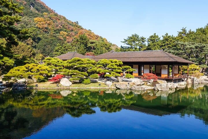 Kagawa: Ritsurin Garden Guided Walking Tour — photo 2