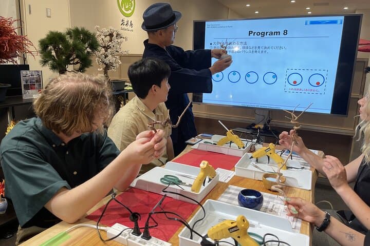 Make Your Own Bonsai in Kyoto Dry Bonsai Workshop — photo 4
