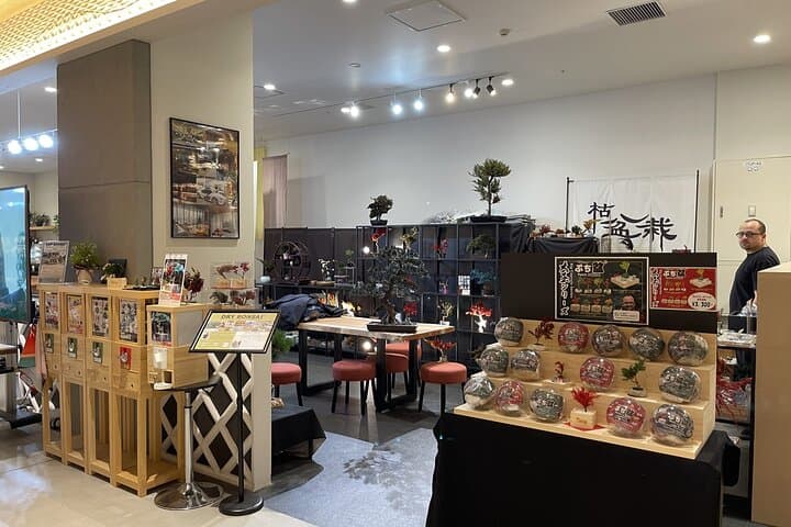 Make Your Own Bonsai in Kyoto Dry Bonsai Workshop — photo 17