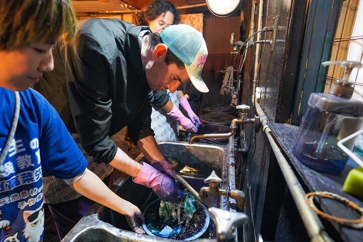 Mt. Fuji Ukiyo-e Japan Blue Indigo Dyeing Experience — photo 2