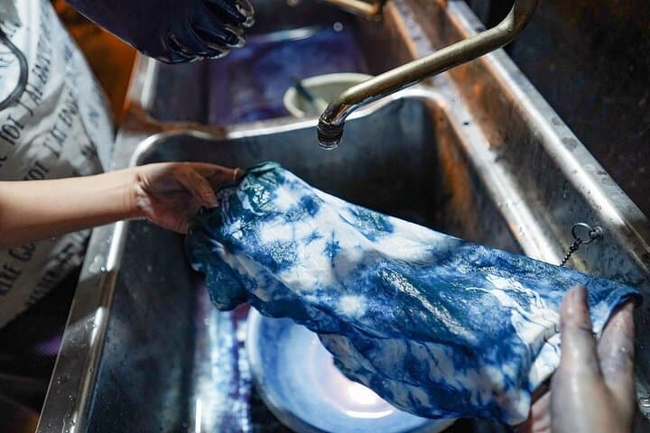 Mt. Fuji Ukiyo-e Japan Blue Indigo Dyeing Experience — photo 5