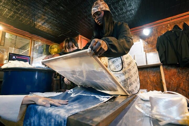 Mt. Fuji Ukiyo-e Japan Blue Indigo Dyeing Experience — photo 6
