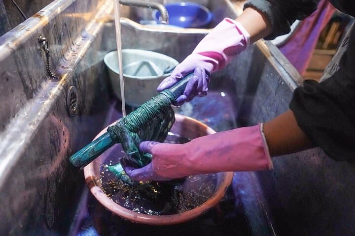 Mt. Fuji Ukiyo-e Japan Blue Indigo Dyeing Experience — photo 13