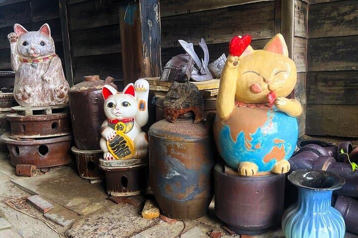 Tokoname 4.5 Hr Walking Tour Pottery Streets Kilns and Traditions — photo 5