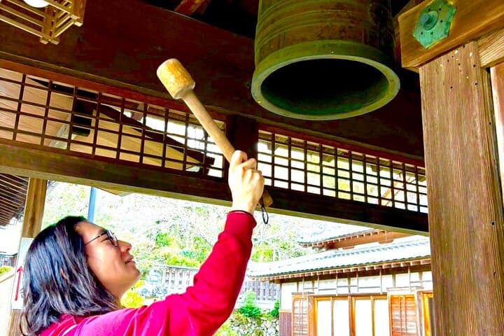 Private Tour of Medieval Japan Outside Osaka — photo 12