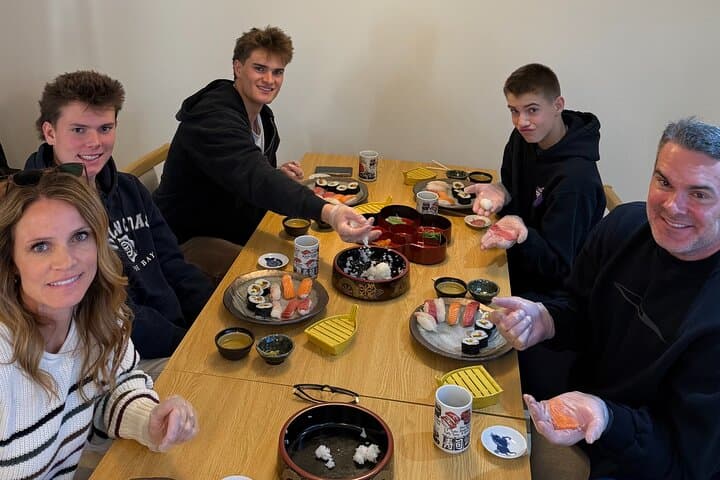 Asakusa Tokyo Sushi Making Class : Sake Ceremony & Whisk Matcha — photo 12