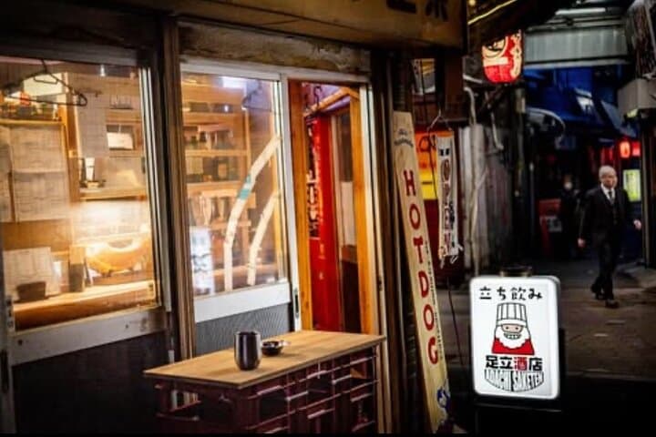 Back Alleys & Red Lights with BBQ Dinner — photo 12