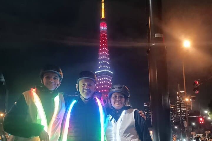 Tokyo: Tokyo Tower E-scooter Tour -Tower Ticket Included- — photo 2