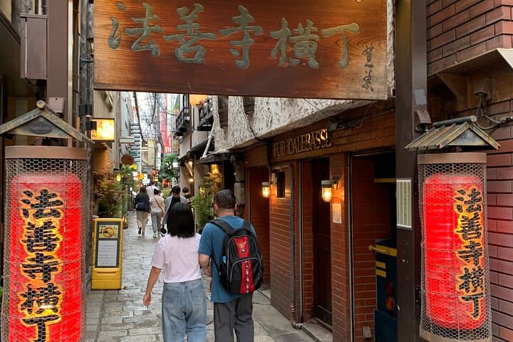 Osaka Private Walking Tour Castle Dotonbori and Shinsekai — photo 9