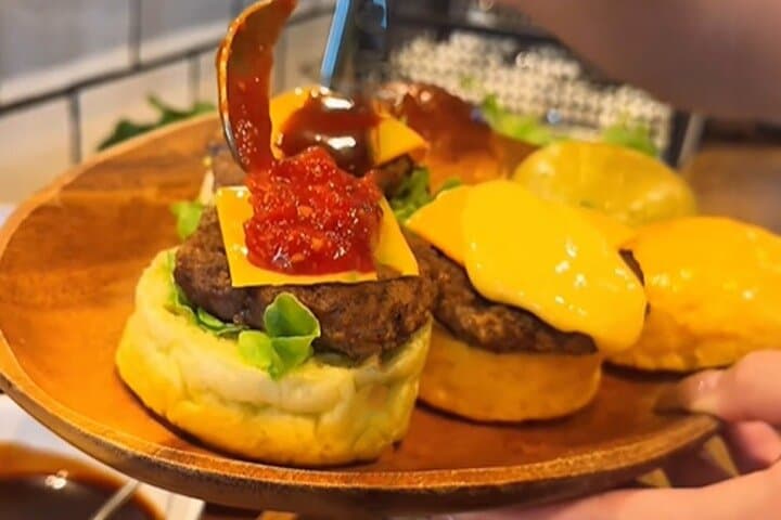 Ultimate Wagyu＆Kurobuta Sliders' Breakfast: All-You-Can-Eat! — photo 5