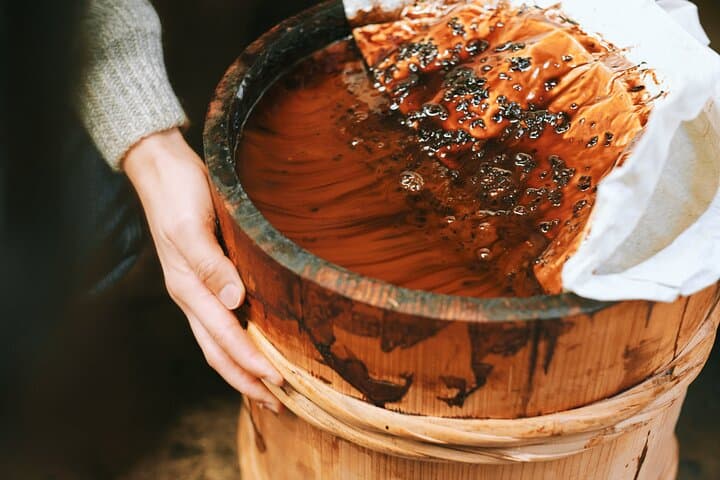 Kyoto Cultural Experience Inside the World of Urushi Lacquer — photo 1