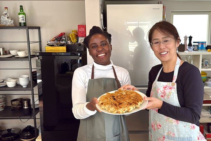 Gyoza Making & Local Walk with a Pro-Trained Host — photo 1