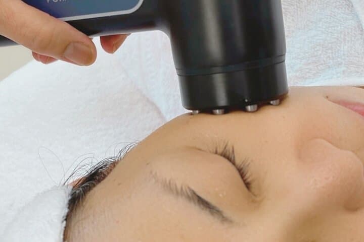Tokyo Private Intensive Facial care 80 min with Gift — photo 1