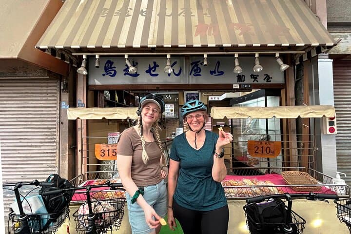 Asakusa Ryogoku and Local Streets Tokyo E-Bike Tour — photo 6