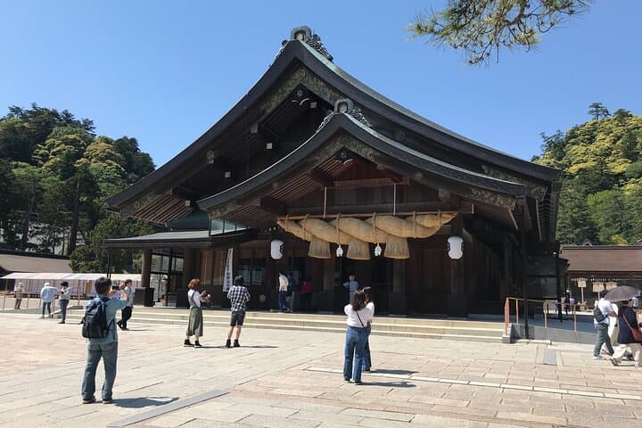 Izumo: Walking the Sacred Grounds of Izumo Taisha