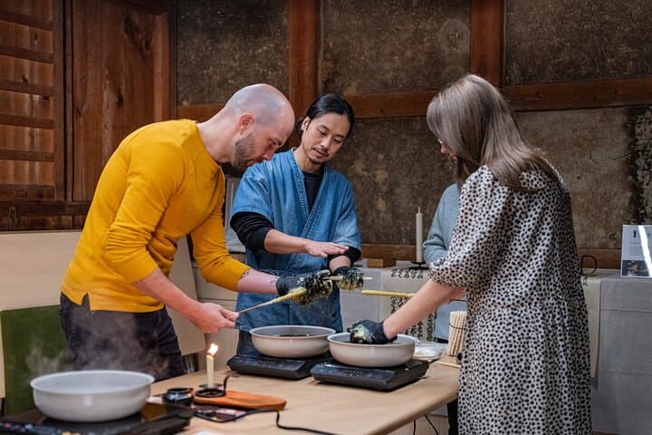 Traditional Japanese Candle Making and Uchiko Walking Tour — photo 7