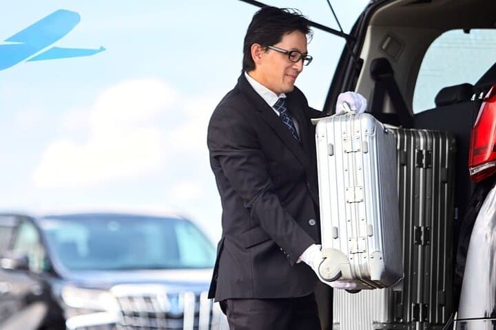 Narita Airport Transfers (English-Speaking Driver) — photo 3