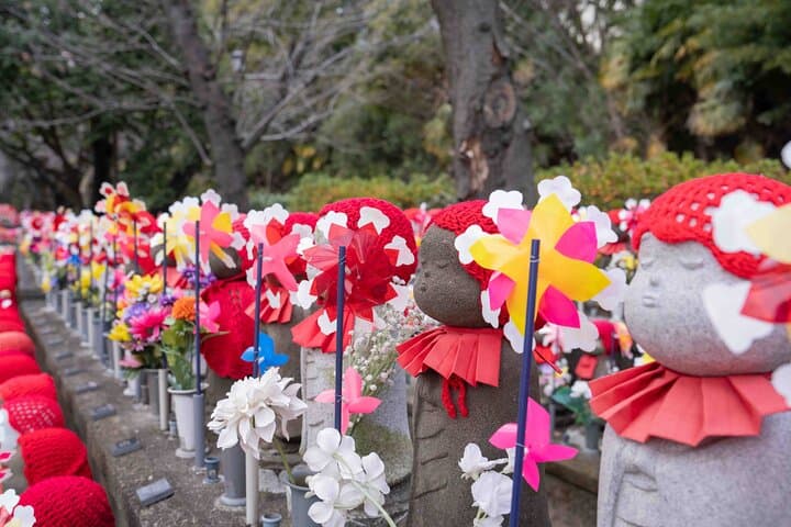 Tokyo Religion and History Walking Tour Shrines and Temples — photo 10