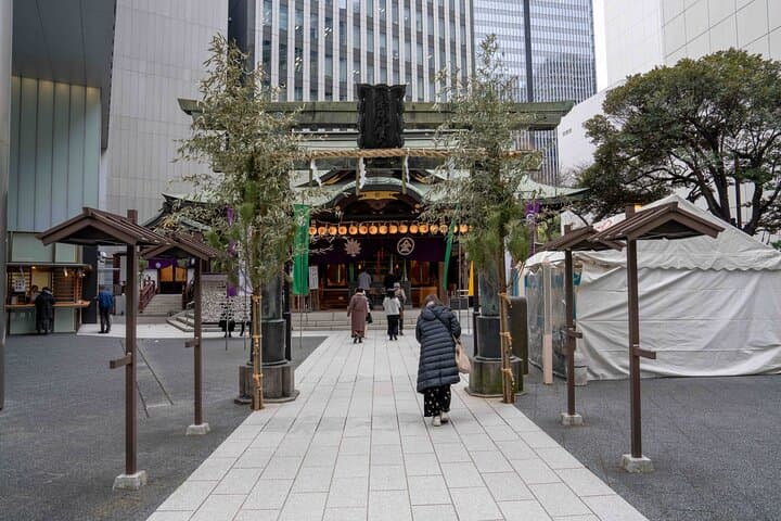 Tokyo Religion and History Walking Tour Shrines and Temples — photo 13