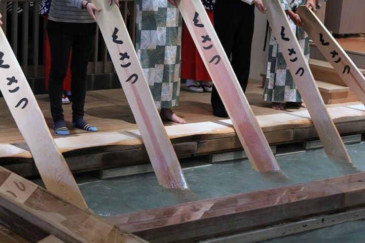 Kusatsu: Hot Spring Culture Walk at Yubatake & Sainokawara — photo 12