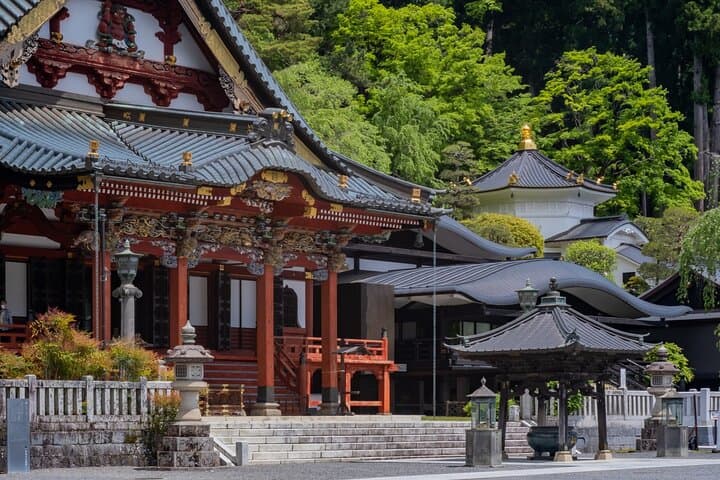 Yamanashi: Minobusan, Japan’s Sacred Mountain of Faith — photo 5