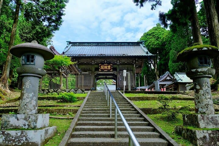 Yamanashi: Minobusan, Japan’s Sacred Mountain of Faith — photo 14