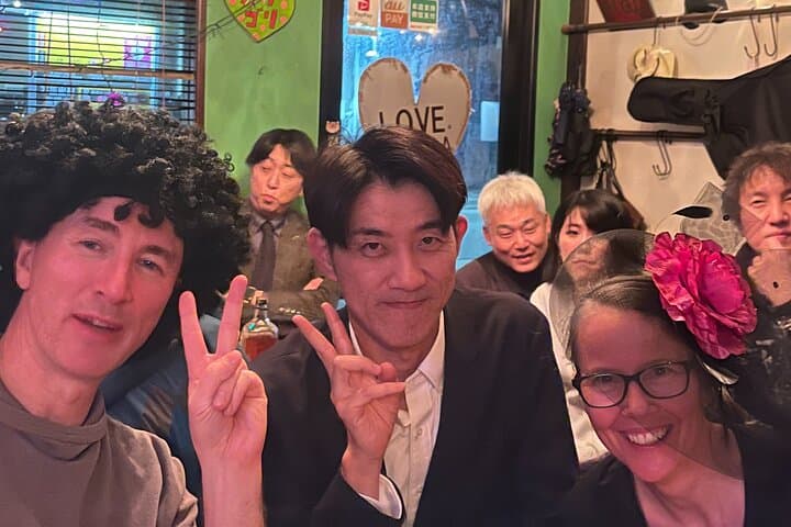 Meet Locals & Sing Karaoke at a Hidden Bar in Fukuoka — photo 11