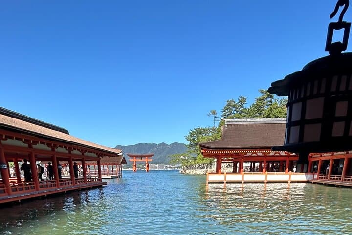 Hiroshima and Miyajima 6 and half Hour Guided Tour — photo 3