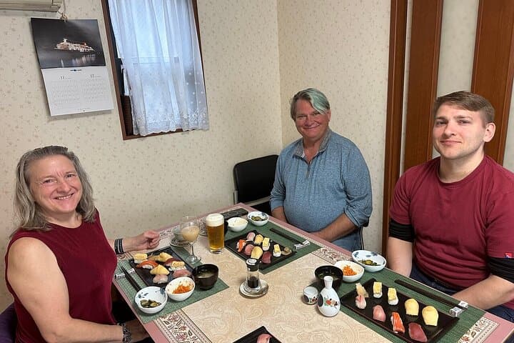 Private Kyoto Sushi Cooking Class & Tea Ceremony with Emika — photo 13