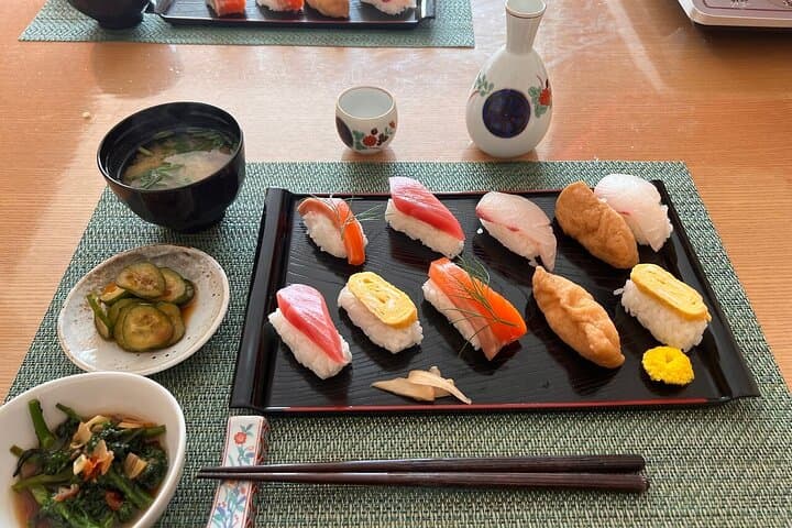 Private Kyoto Sushi Cooking Class & Tea Ceremony with Emika — photo 6
