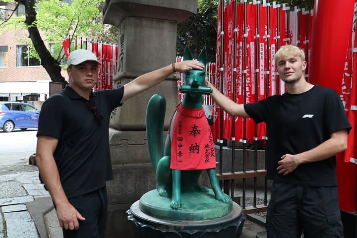Explore Tokyo Like a Local – Shibuya, Asakusa & Private City Tour — photo 9