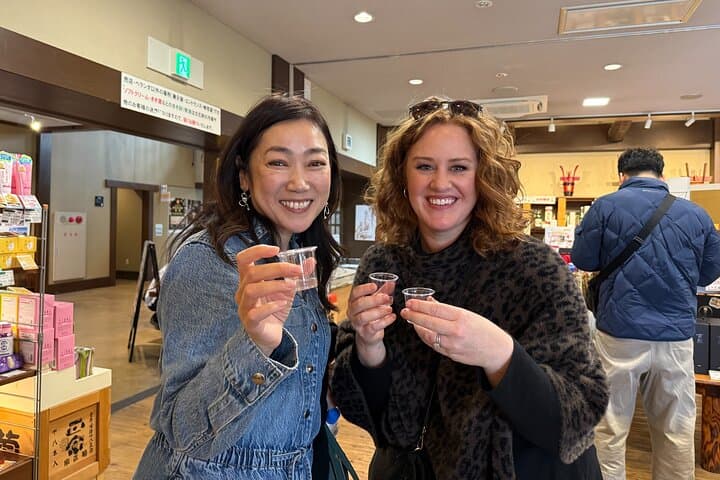 Kobe Sake Brewery Walking Tour with Local Guide — photo 4