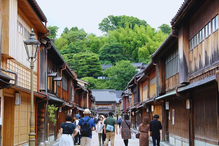 Shirakawago & Kanazawa from Kanazawa — photo 9