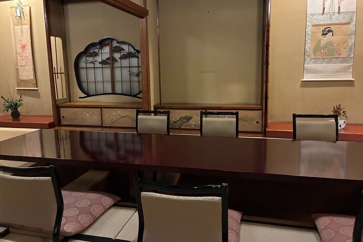 Asakusa Walking Tour: Private Geisha & Kaiseki Lunch (2-3 Guests) — photo 6