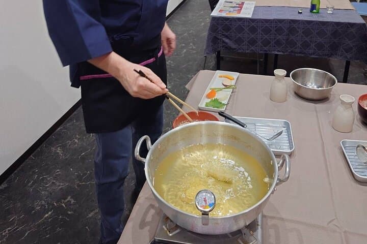 Tempura and Sushi Making Experience Taste of Japan in Nara — photo 6