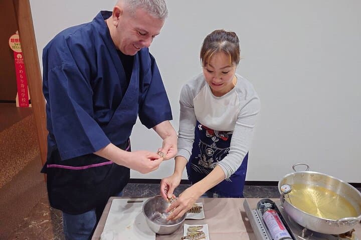 Tempura and Sushi Making Experience Taste of Japan in Nara — photo 7