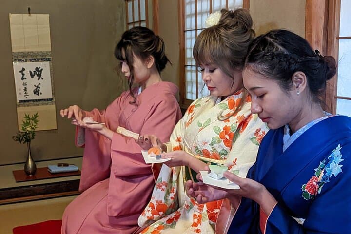 Nagano Zenkoji Temple Tour and Tea Ceremony Experience — photo 9