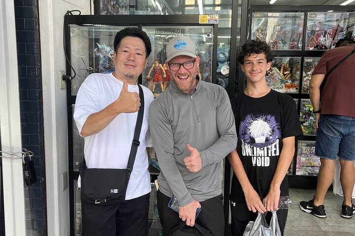 Osaka : Private This is the one! Personalized Anime Shopping Tour — photo 2