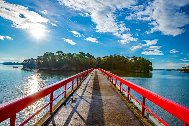 Matsushima: Scenic Bay Walk & Historic Temple Discovery — photo 2
