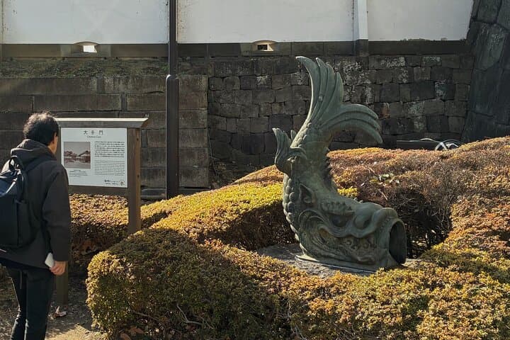 Tokyo Imperial Palace History Tour with expert longtime resident — photo 7