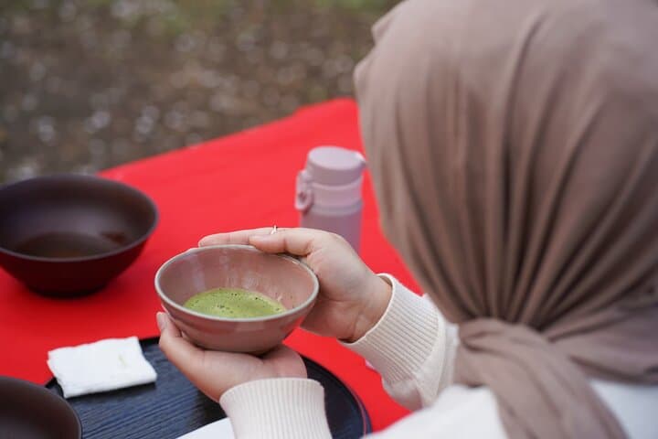 Tokyo Cherry Blossom Matcha Experience in Yoyogi Park (Shibuya) — photo 16