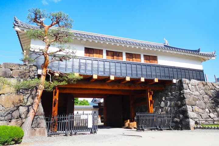 Matsumoto: Castle Keep Highlights Express Walk — photo 2