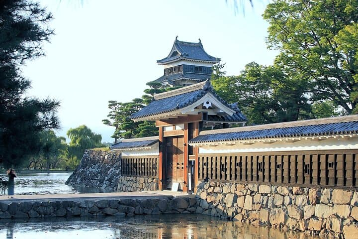 Matsumoto: Castle Keep Highlights Express Walk — photo 16
