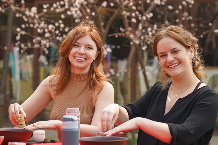 Tokyo Cherry Blossom Matcha Experience in Yoyogi Park (Shibuya) — photo 5