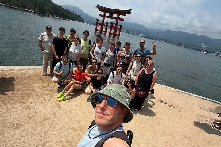 Hiroshima and Miyajima Full Day Tour — photo 3