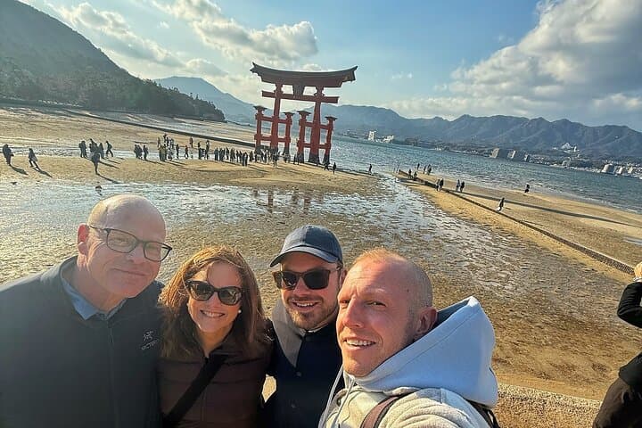 Hiroshima and Miyajima Full Day Tour — photo 4