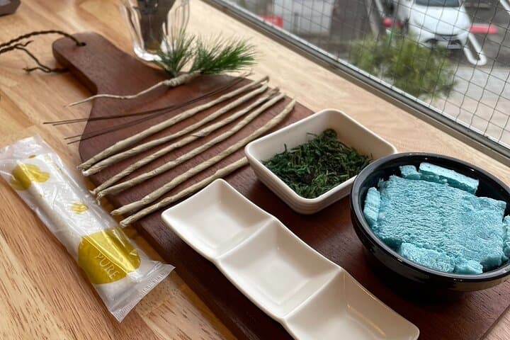 Exclusive Kanazawa Craft Bonsai Experience with Black Tile Pot — photo 6