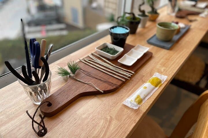 Exclusive Kanazawa Craft Bonsai Experience with Black Tile Pot — photo 7